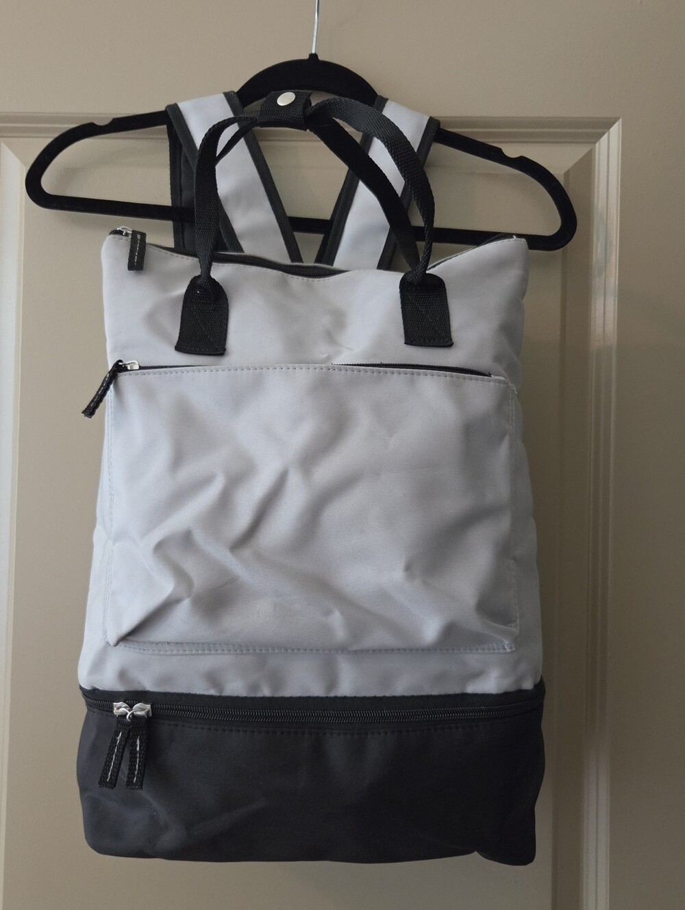 DSW Travel Bag with Shoe Storage